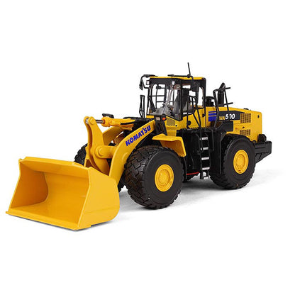 Komatsu WA500-7 Wheel Loader 1/50 Diecast Model by First Gear